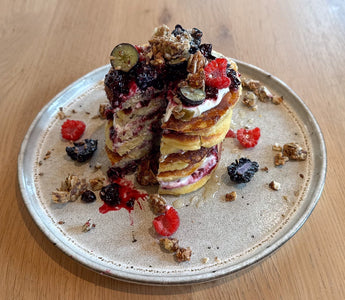 Low-Carb Pancakes with Greek Yoghurt & Granola